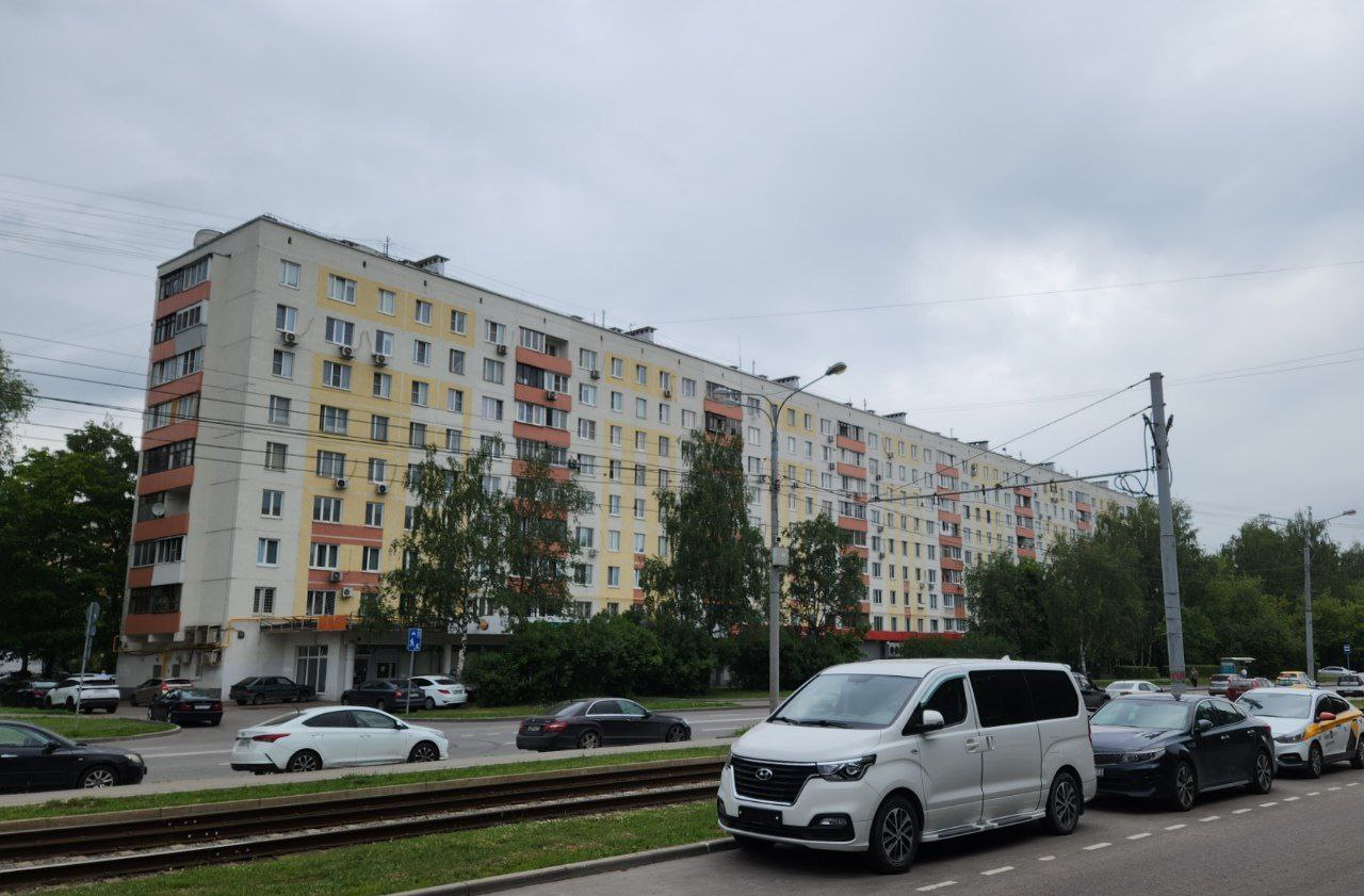 Москва, Улица Героев Панфиловцев, 16 корп. 1