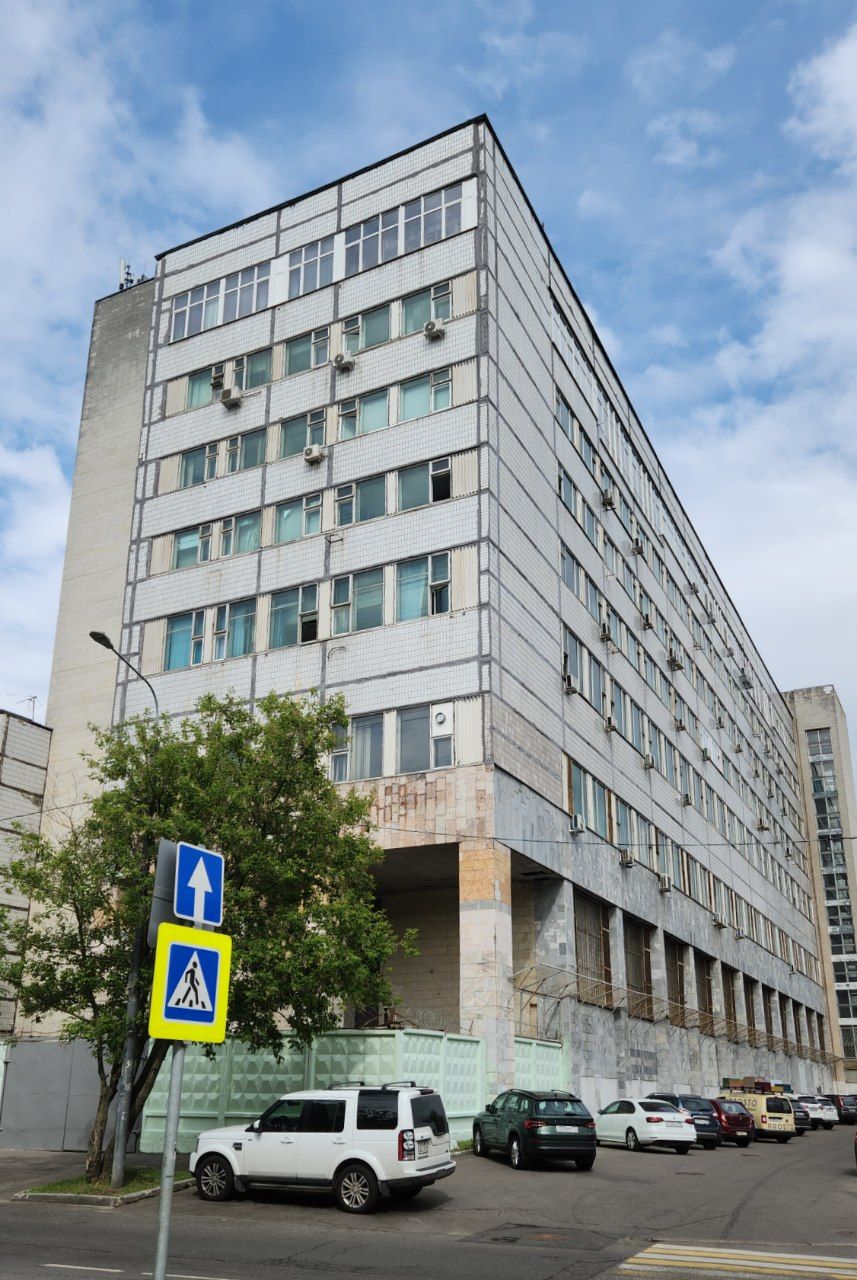Москва, Новопоселковая улица, 6