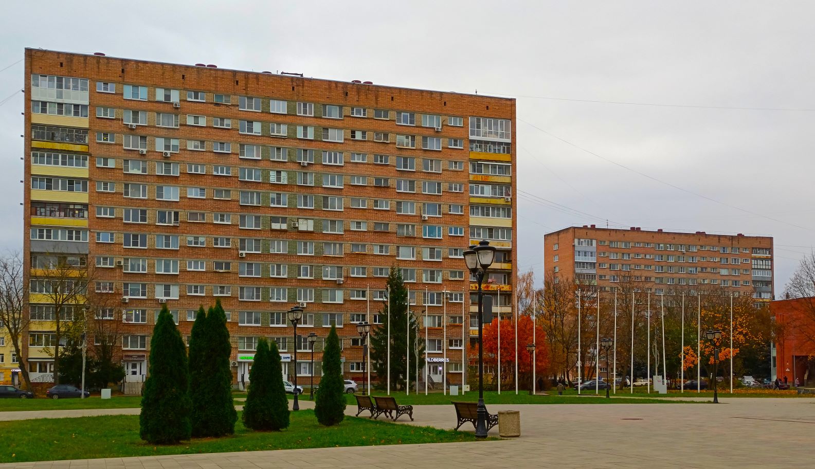 Рыбинск, Крестовая улица, 141; улица Кольцова, 3