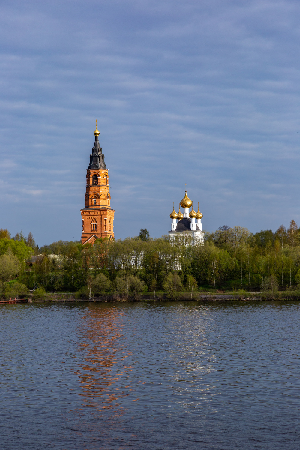 Угличский район, прочие н.п., с. Прилуки, Рождественская церковь