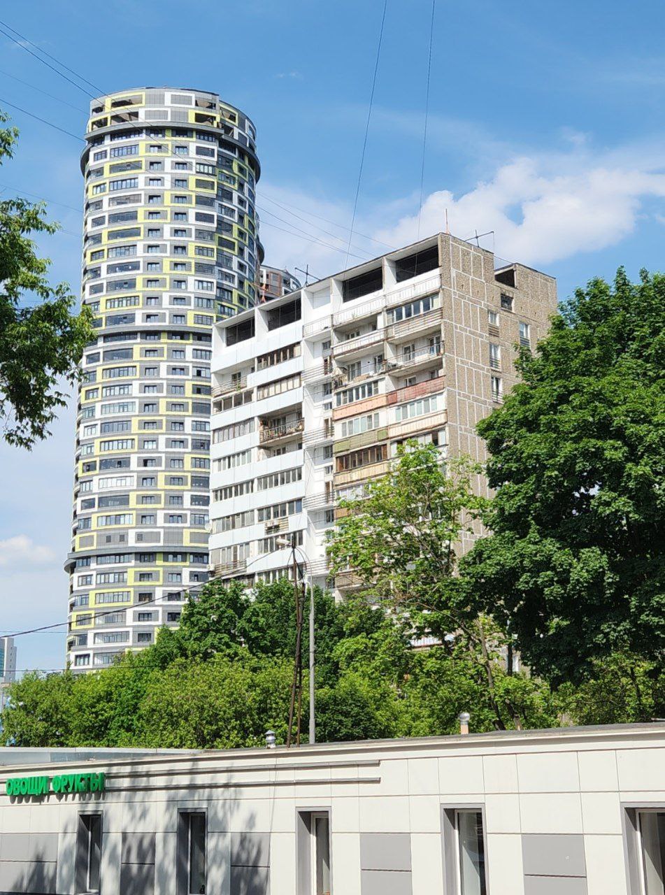Москва, Проспект 60-летия Октября, 17; Улица Шверника, 1 корп. 1