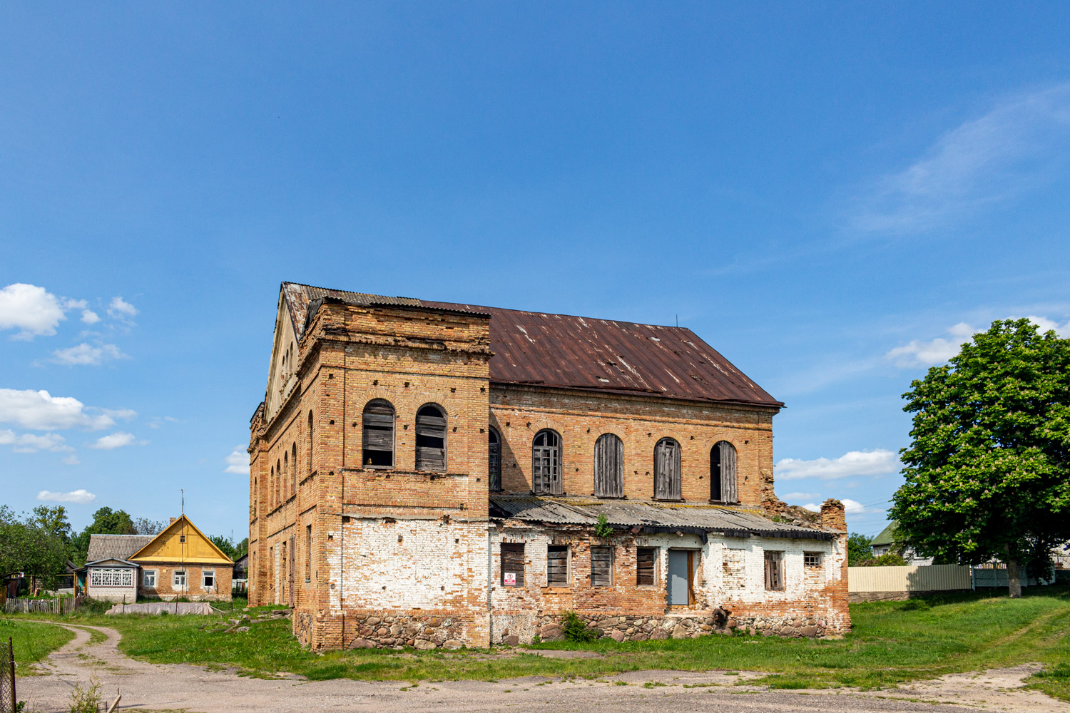 Индура, Улица Рогачевского, 52