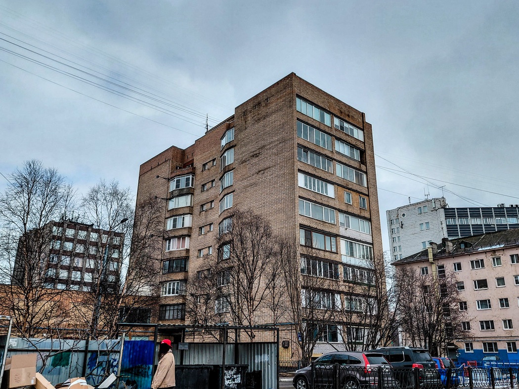 Мурманск, Проспект Ленина, 46