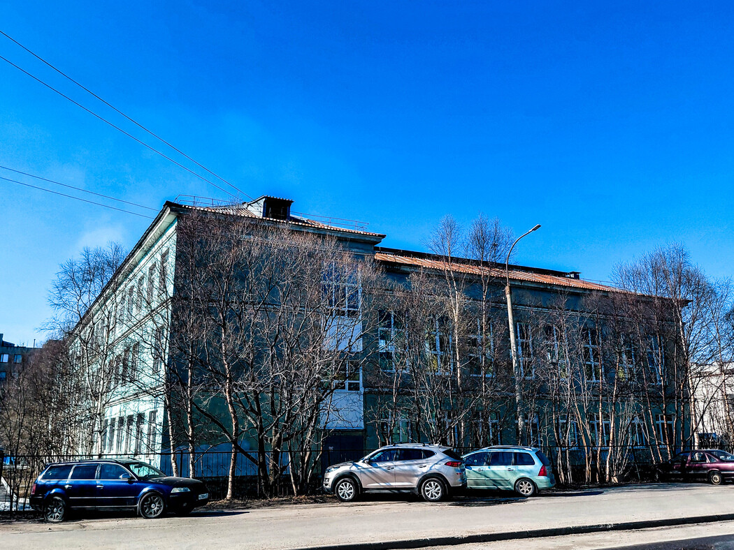 Murmansk, Проспект Кирова, 36 / Улица Марата, 27 Murmansk, Проспект Кирова, 36 / Улица Марата, 27