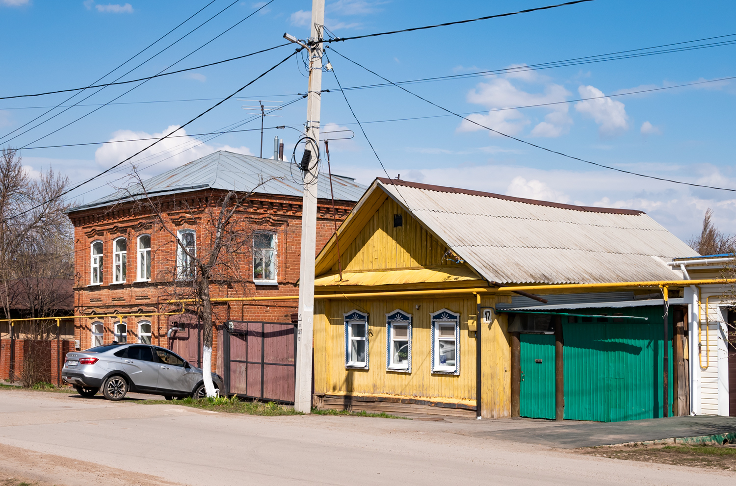 Бирск, Улица Нелидова, 15; Улица Нелидова, 17