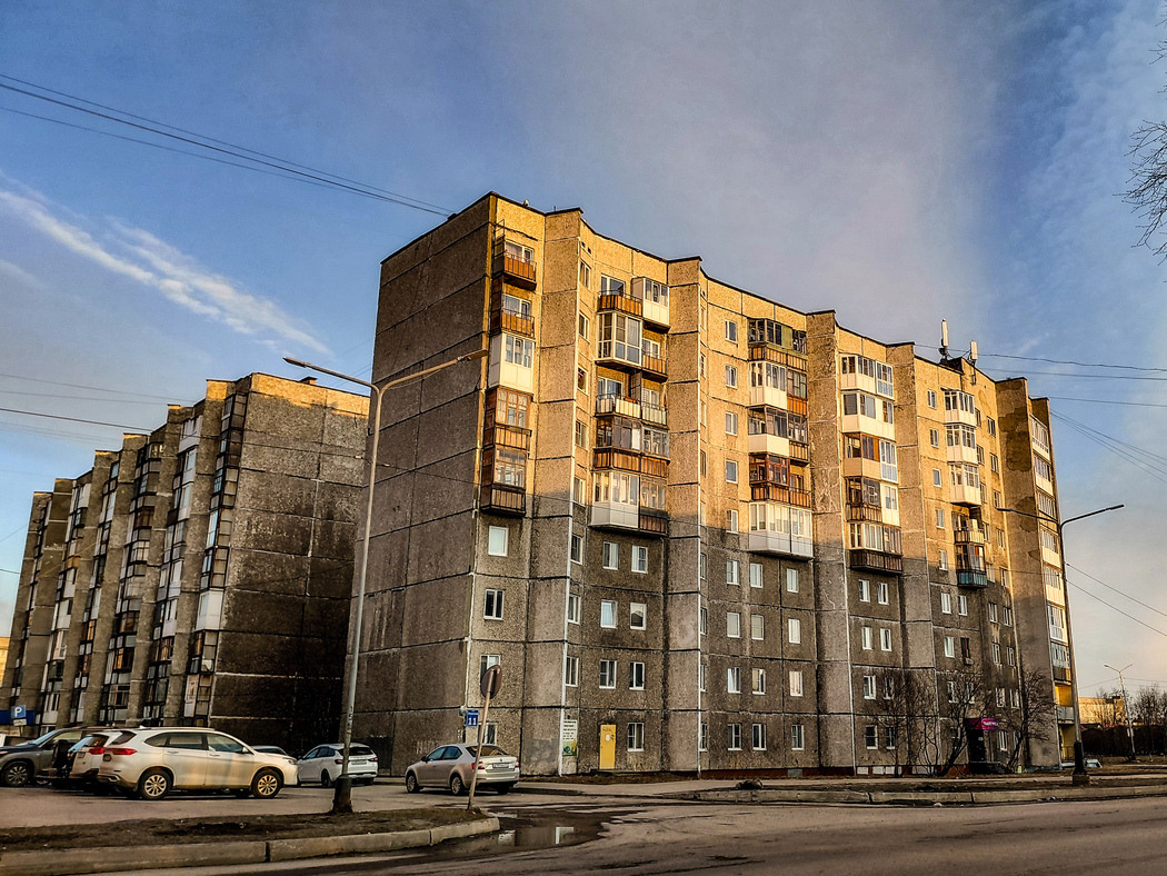 Мурманск, Улица Ушакова, 11