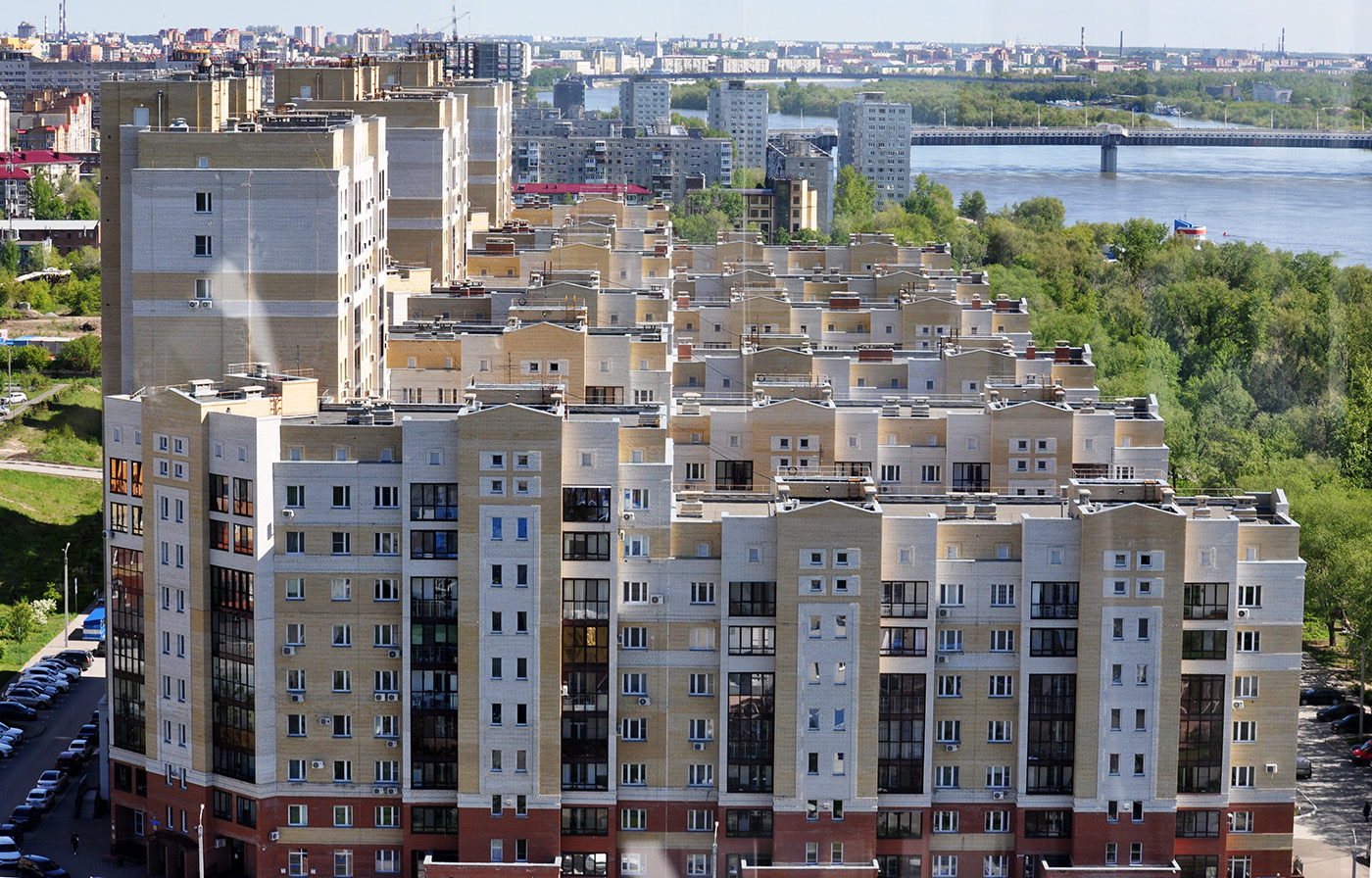 Омск, Улица Красный Путь, 105 корп. 4; Набережная Тухачевского, 22; Набережная Тухачевского, 20; Набережная Тухачевского, 18; Мост имени 60-летия Победы