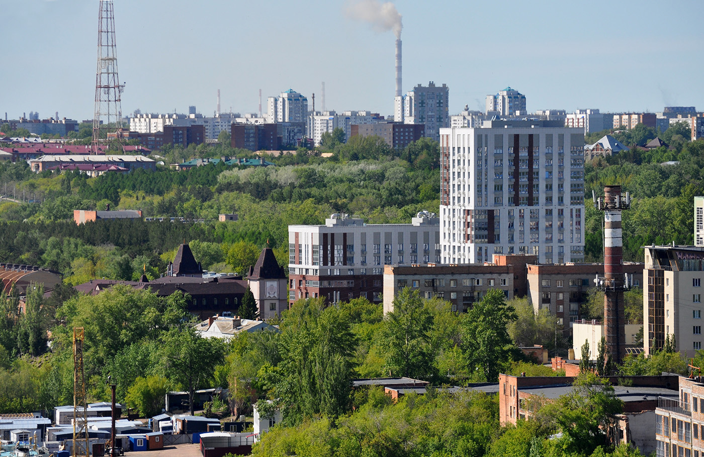 Omsk, Улица Красный Путь, 155 корп. 4; Улица Красный Путь, 153/1