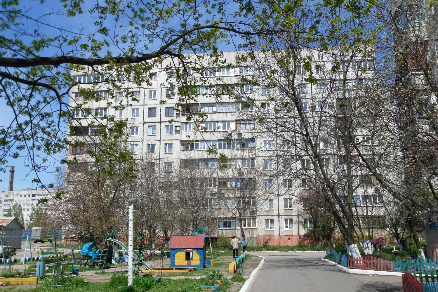 Мариуполь, Улица 60 лет СССР, 6