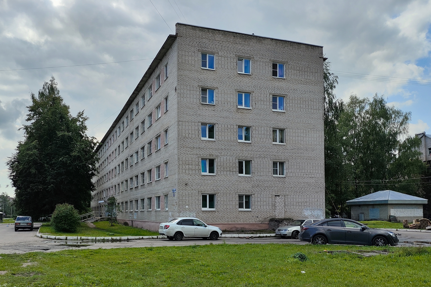 Великий Новгород, Парковая улица, 7