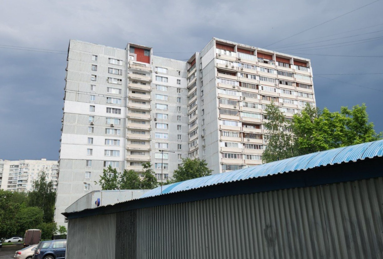 Москва, Ясеневая улица, 36 / Тамбовская улица, 2
