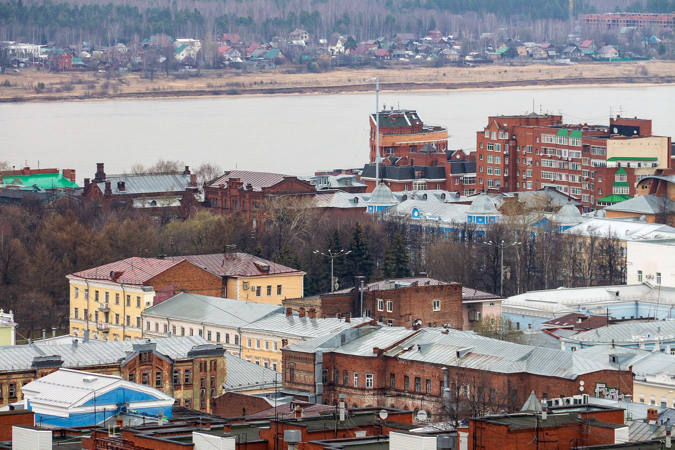 Пермь, петропавловская улица, 23 / Улица 25 Октября, 10. Пермь — Панорамы