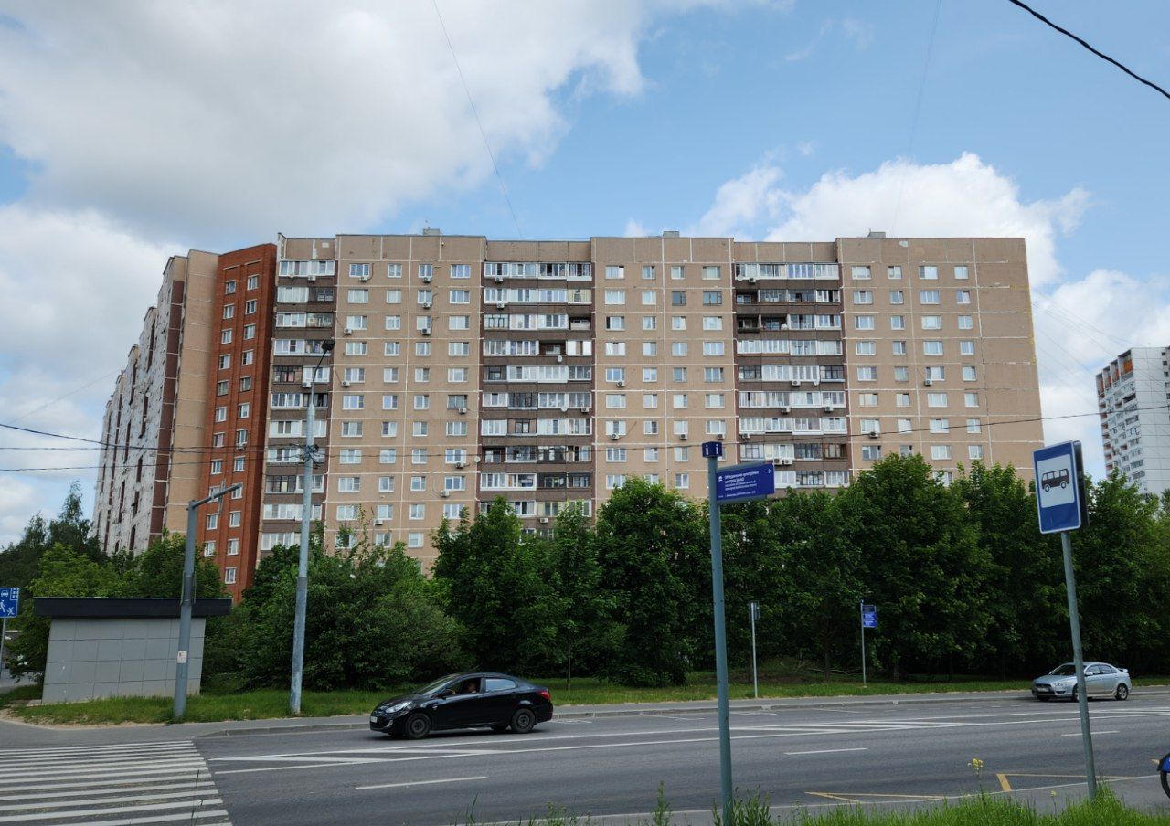 Зеленоград, 11-й микрорайон, корп. 1131 (подъезды 3-10); 11-й микрорайон, корп. 1131 (подъезды 11-13)