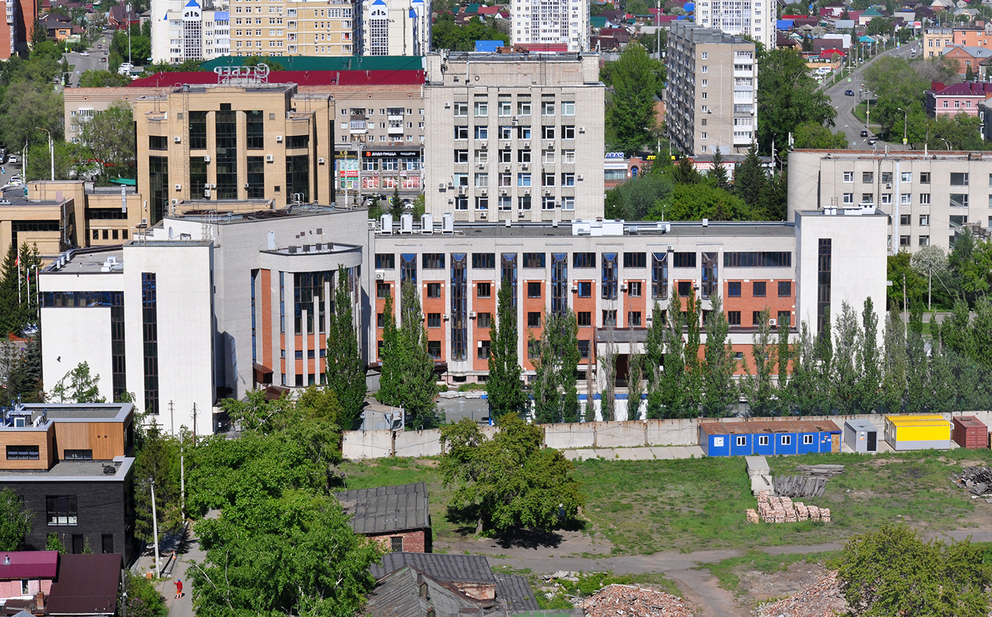 Омск, Улица Красный Путь, 111/1 / Городок Водников; Улица Красный Путь, 80; Улица Красный Путь, 78