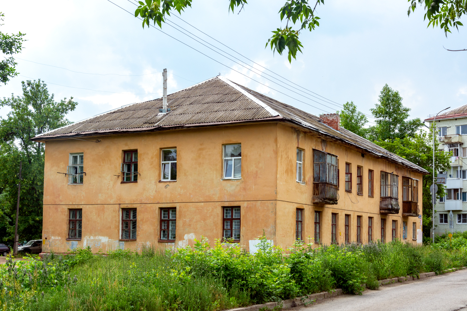 Уфа, Улица Гончарова, 26 / Улица Калинина, 76