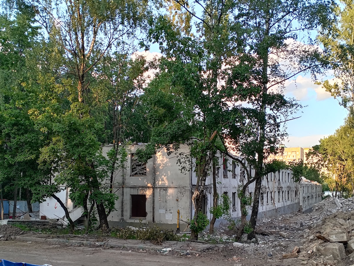 Москва, Улица Введенского, 19 корп. 1