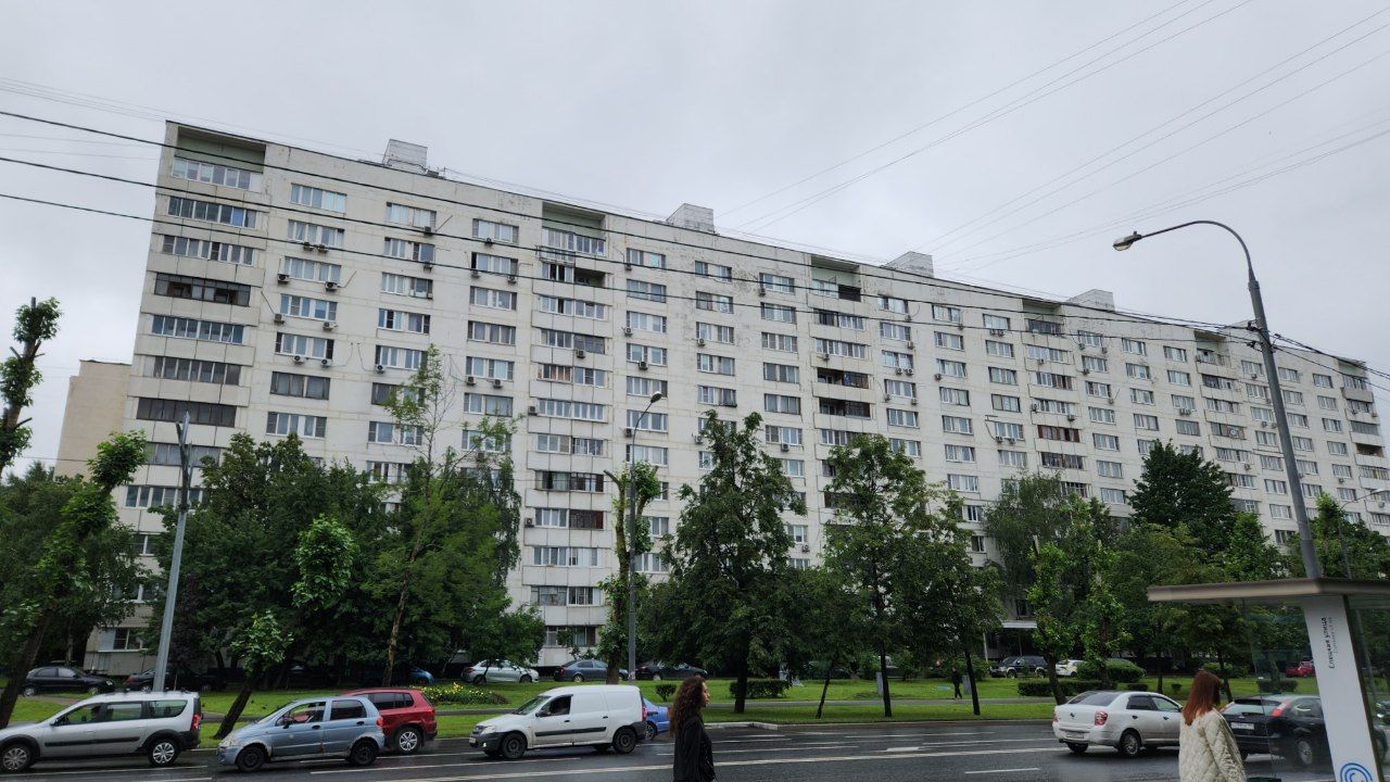 Москва, Ясеневая улица, 27 / Елецкая улица, 25