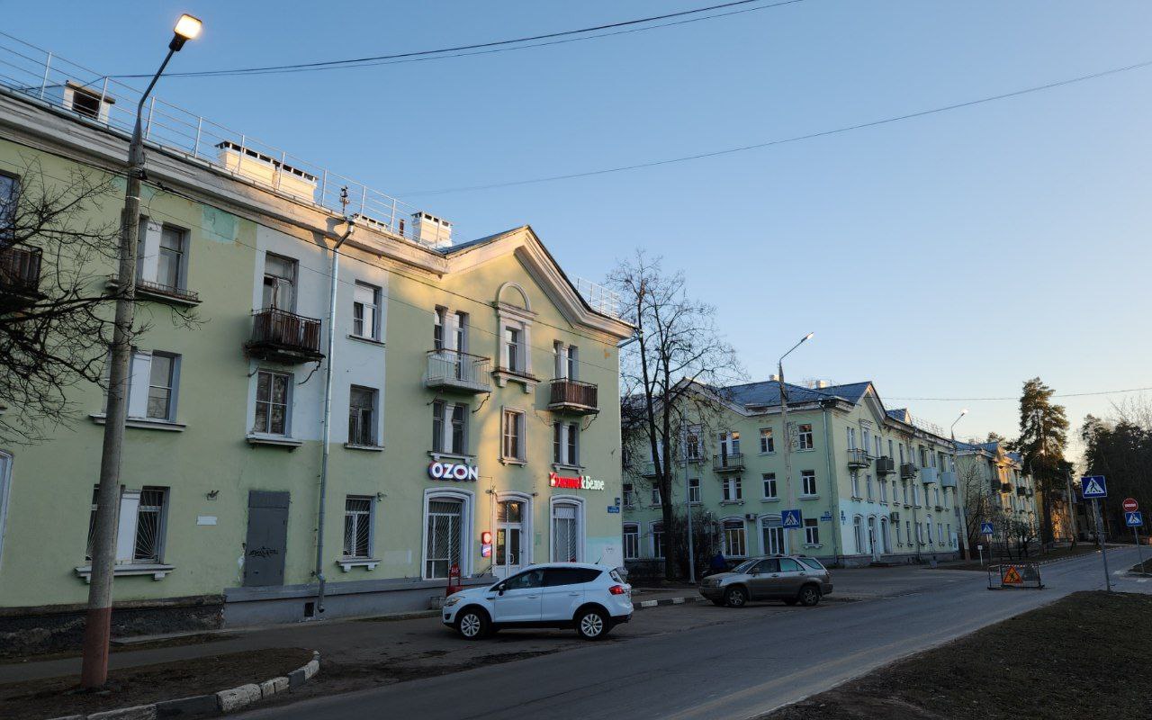 Дубна, Улица Курчатова, 10; Улица Курчатова, 8