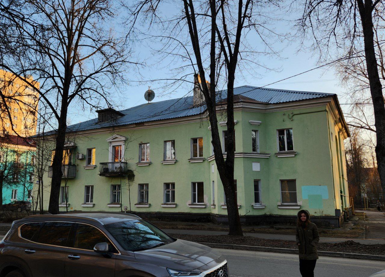 Дубна, Улица Курчатова, 11 / Улица Вавилова, 12