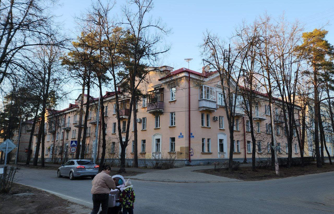 Дубна, Улица Мещерякова, 11 / Улица Блохинцева, 1