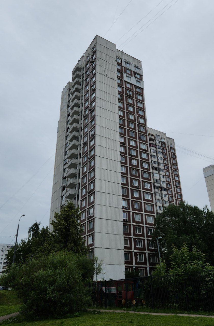 Moscow, Ореховый бульвар, 16