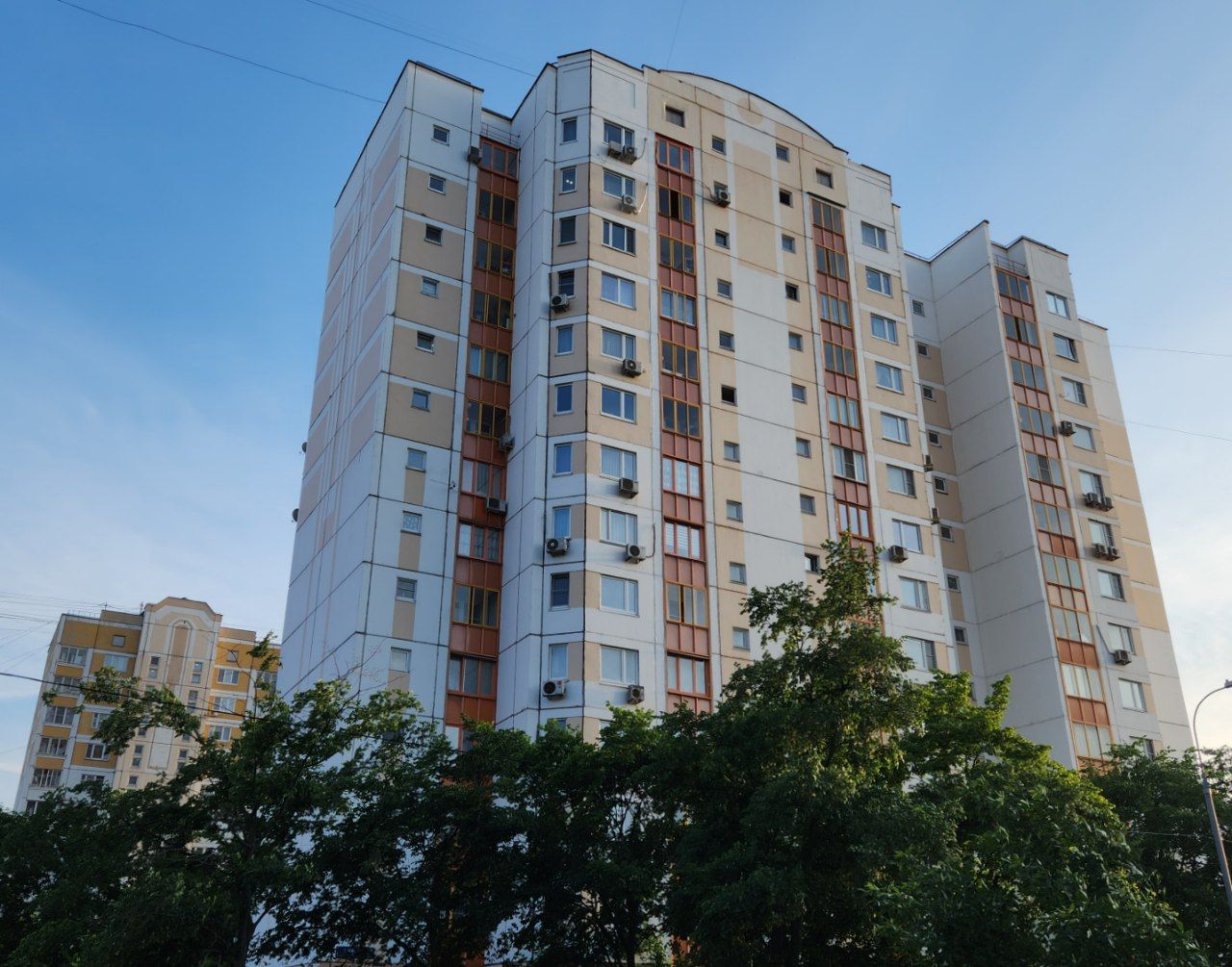 Москва, Улица Усиевича, 29 корп. 1