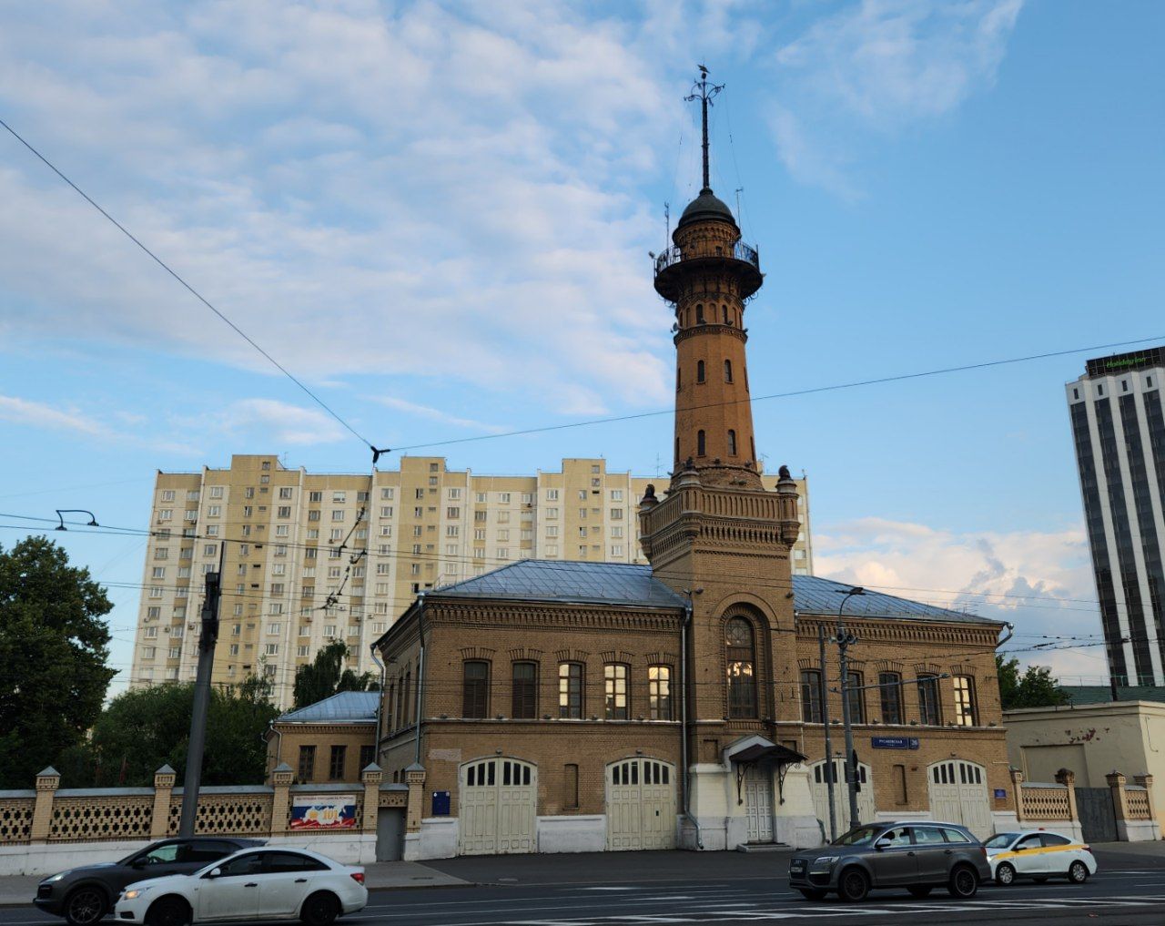 Москва, Русаковская улица, 28; Русаковская улица, 26