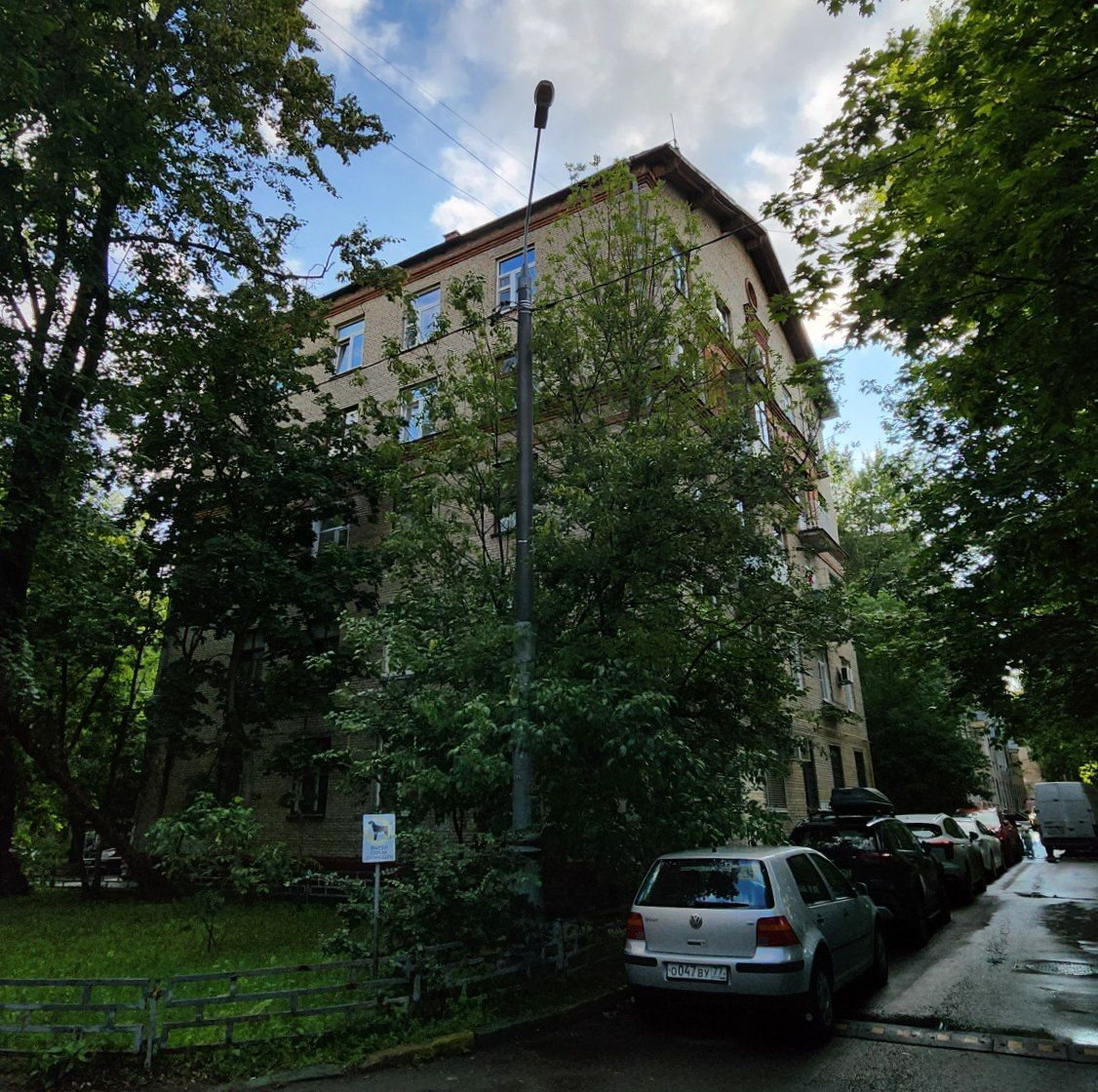 Москва, Улица Маршала Конева, 8 корп. 3