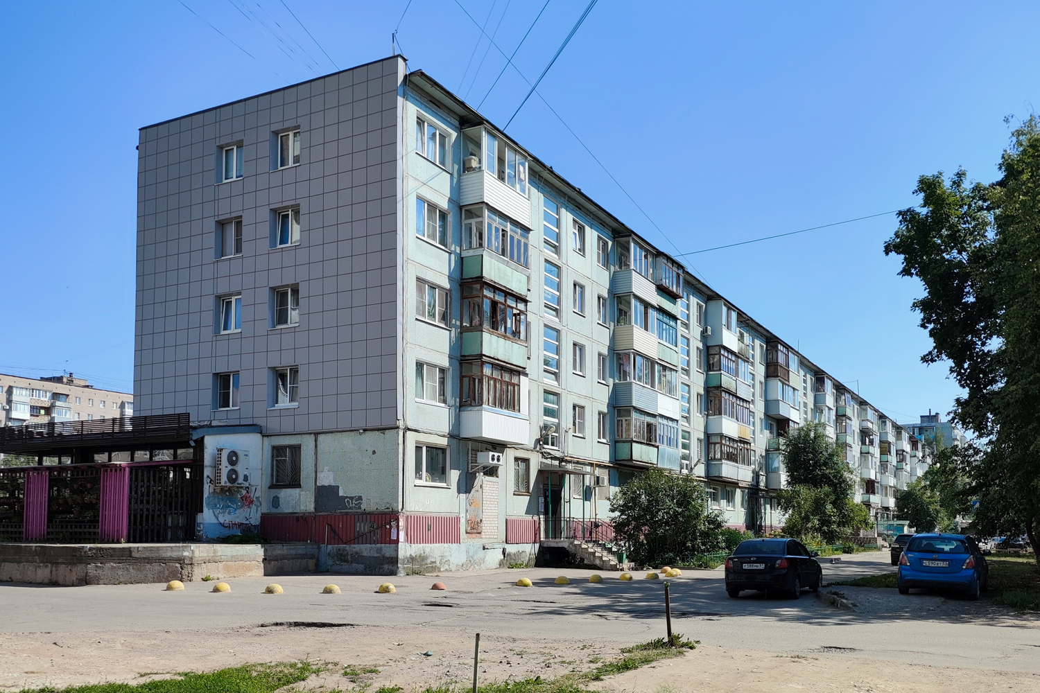 Великий Новгород, Проспект Мира, 28 корп. 1; Проспект Мира, 28 корп. 1