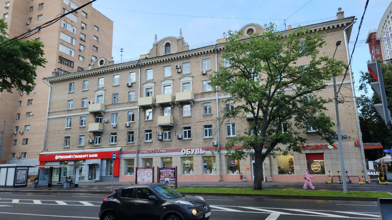 Москва, Улица Маршала Бирюзова, 18