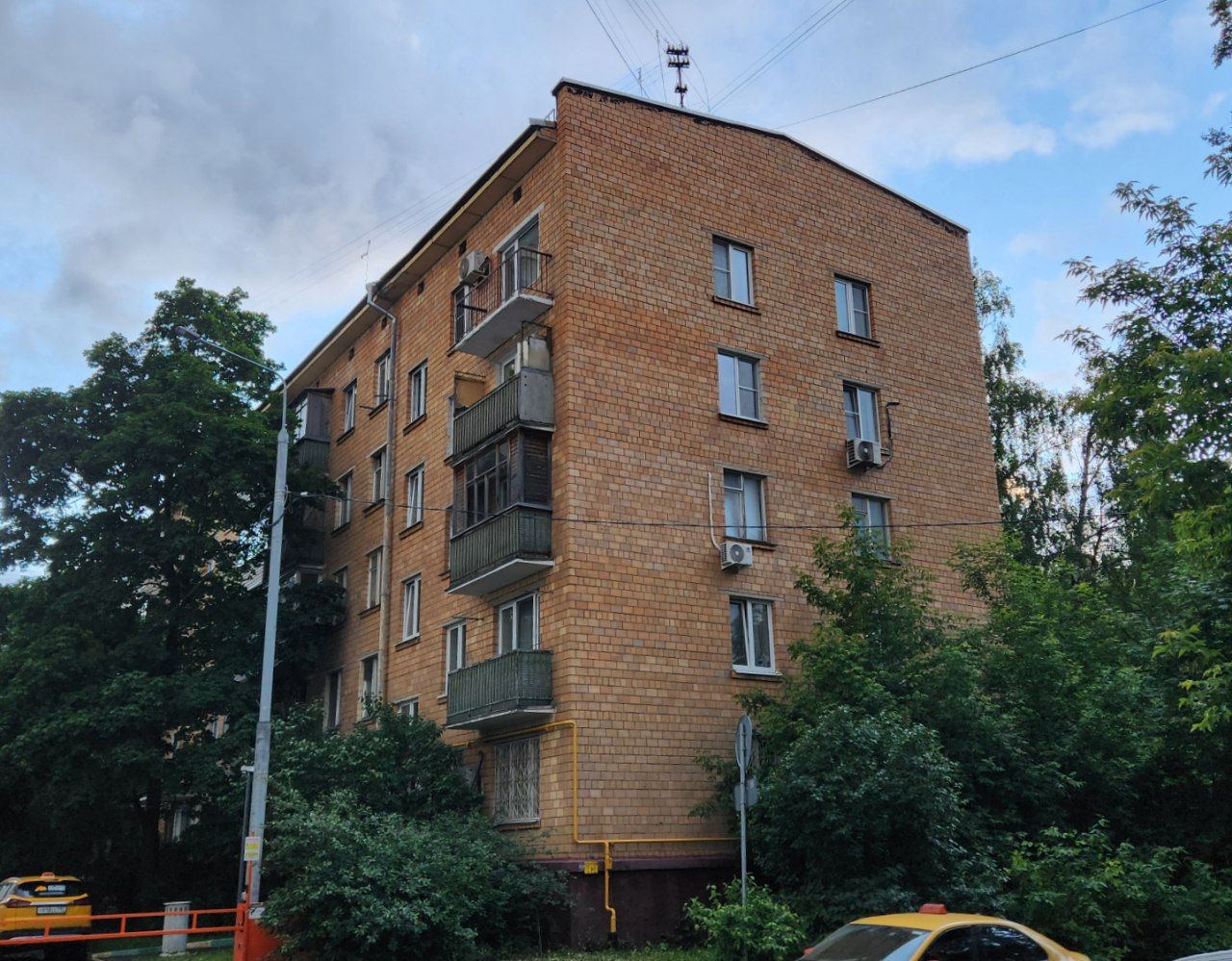 Москва, Улица Маршала Вершинина, 6
