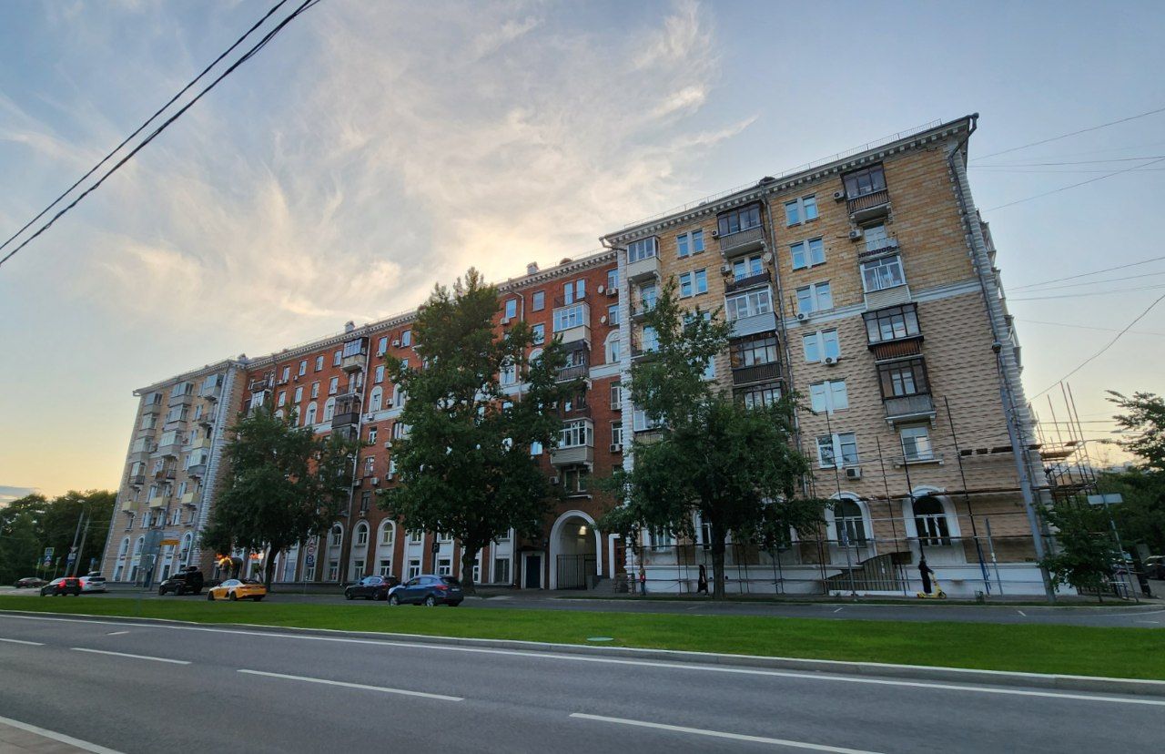 Москва, Новопесчаная улица, 23 корп. 5; Новопесчаная улица, 23 корп. 6; Новопесчаная улица, 23 корп. 7