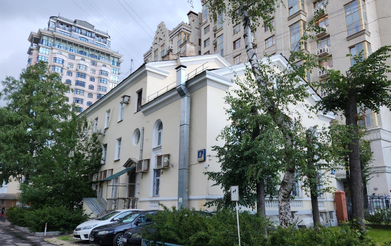 Москва, Улица Маршала Вершинина, 8 корп. 2