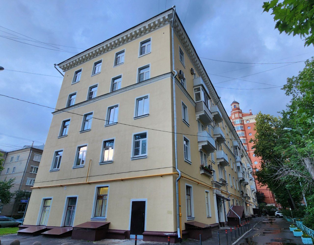 Moskwa, Улица Маршала Вершинина, 10