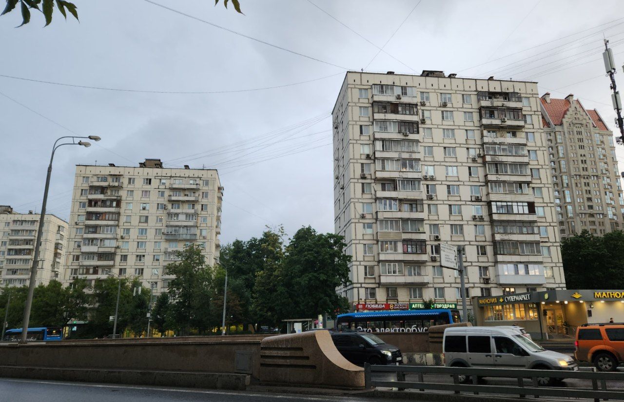 Москва, Улица Народного Ополчения, 39 корп. 1; Улица Народного Ополчения, 41