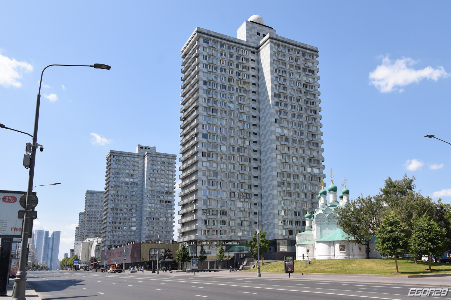 Москва, Улица Новый Арбат, 10; Улица Новый Арбат, 6; Поварская улица, 5 стр. 1