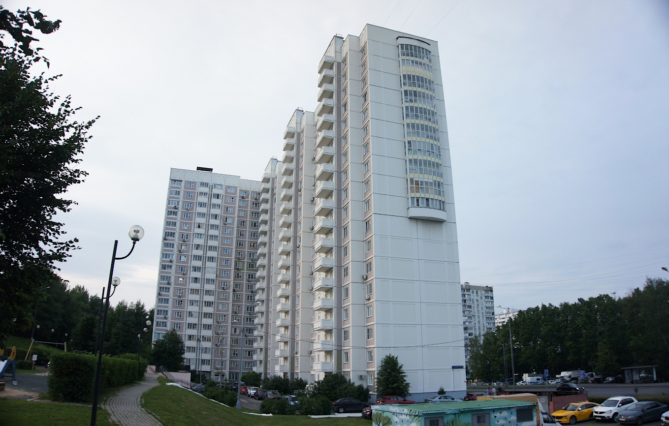 Moskwa, Улица Красного Маяка, 22 корп. 1 (подъезд 1); Улица Красного Маяка, 22 корп. 1 (подъезды 2-4)