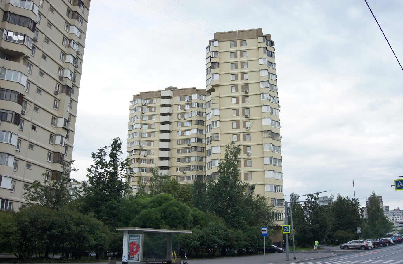 Москва, Бульвар Дмитрия Донского, 18 / Улица Академика Глушко, 4