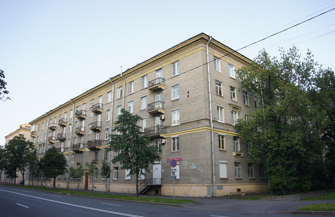 Санкт-Петербург, Школьная улица, 2