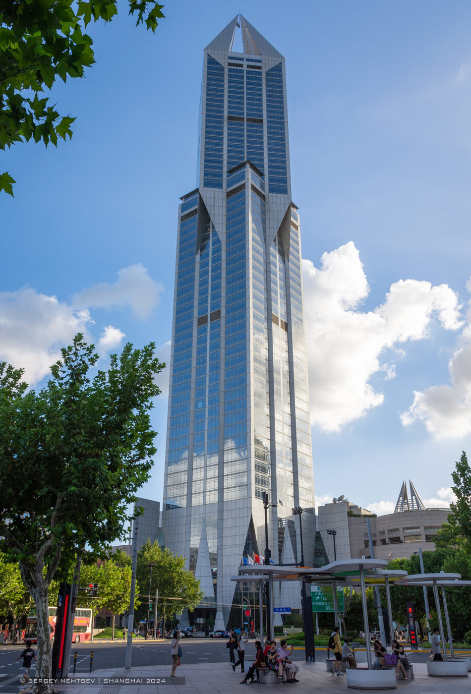 Шанхай, Nanjing Road West, 399