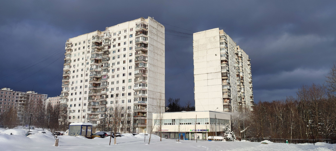 Москва, Новоясеневский проспект, 25 / Соловьиный проезд, 20 (пп. 3-4); Новоясеневский проспект, 25 / Соловьиный проезд, 20 (пп. 1-2); Новоясеневский проспект, 25А