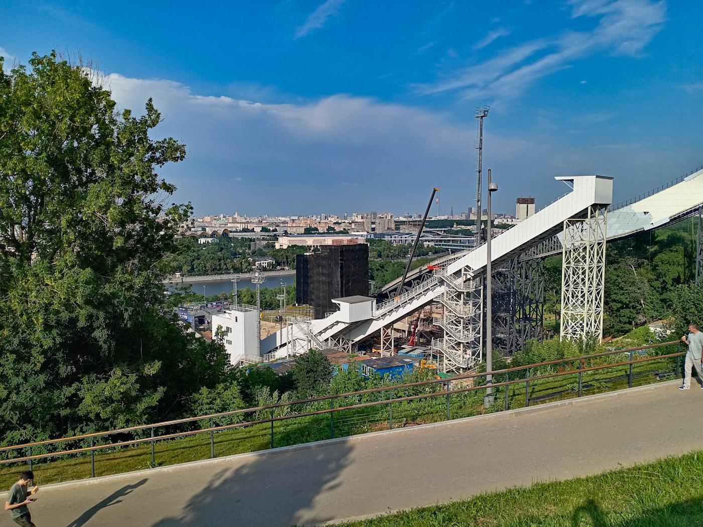 Москва, Улица Косыгина, 28