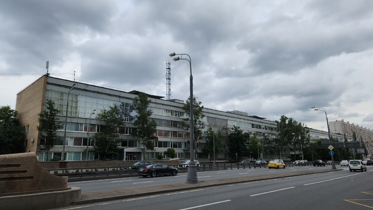 Москва, Улица Народного Ополчения, 32 Москва, Улица Народного Ополчения, 32