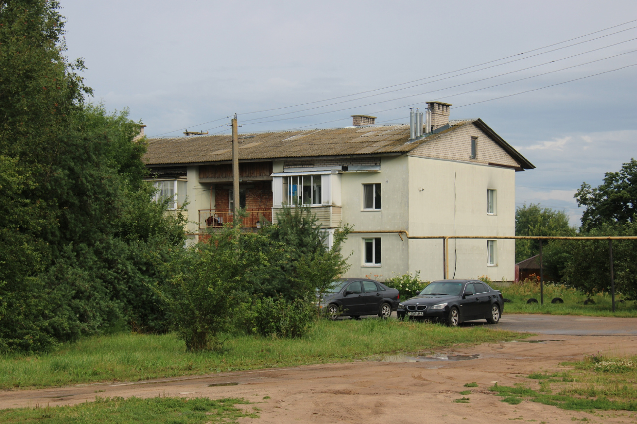 Заречье, Зареченская улица,  42