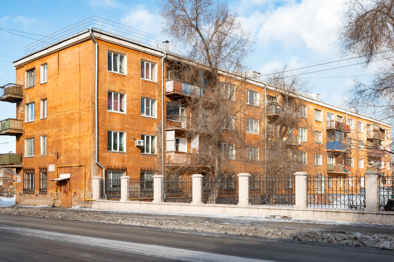 Магнитогорск, Пионерская улица, 25