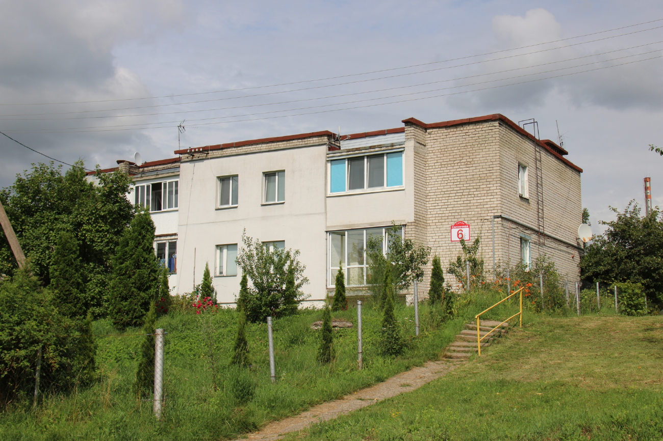 Петришки, Солнечная улица, 6