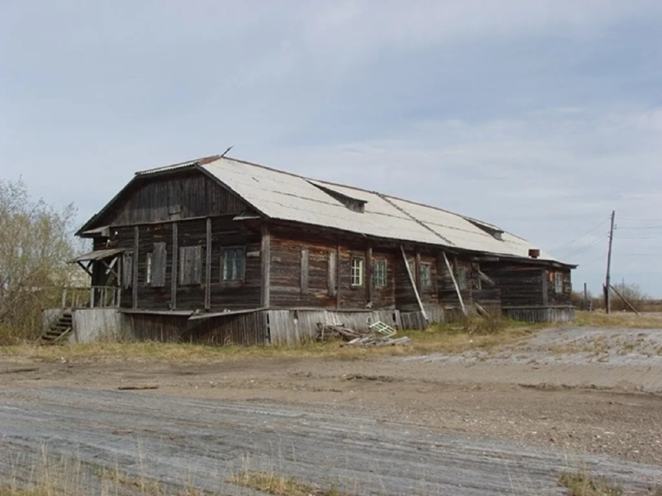 Нарьян-Мар, Заводская улица, 1****