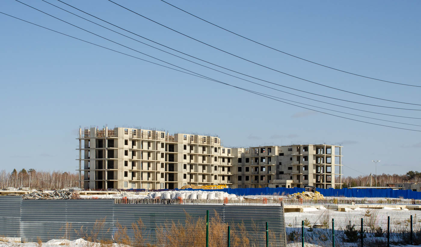 Циолковский, 3-я улица Строителей, ?