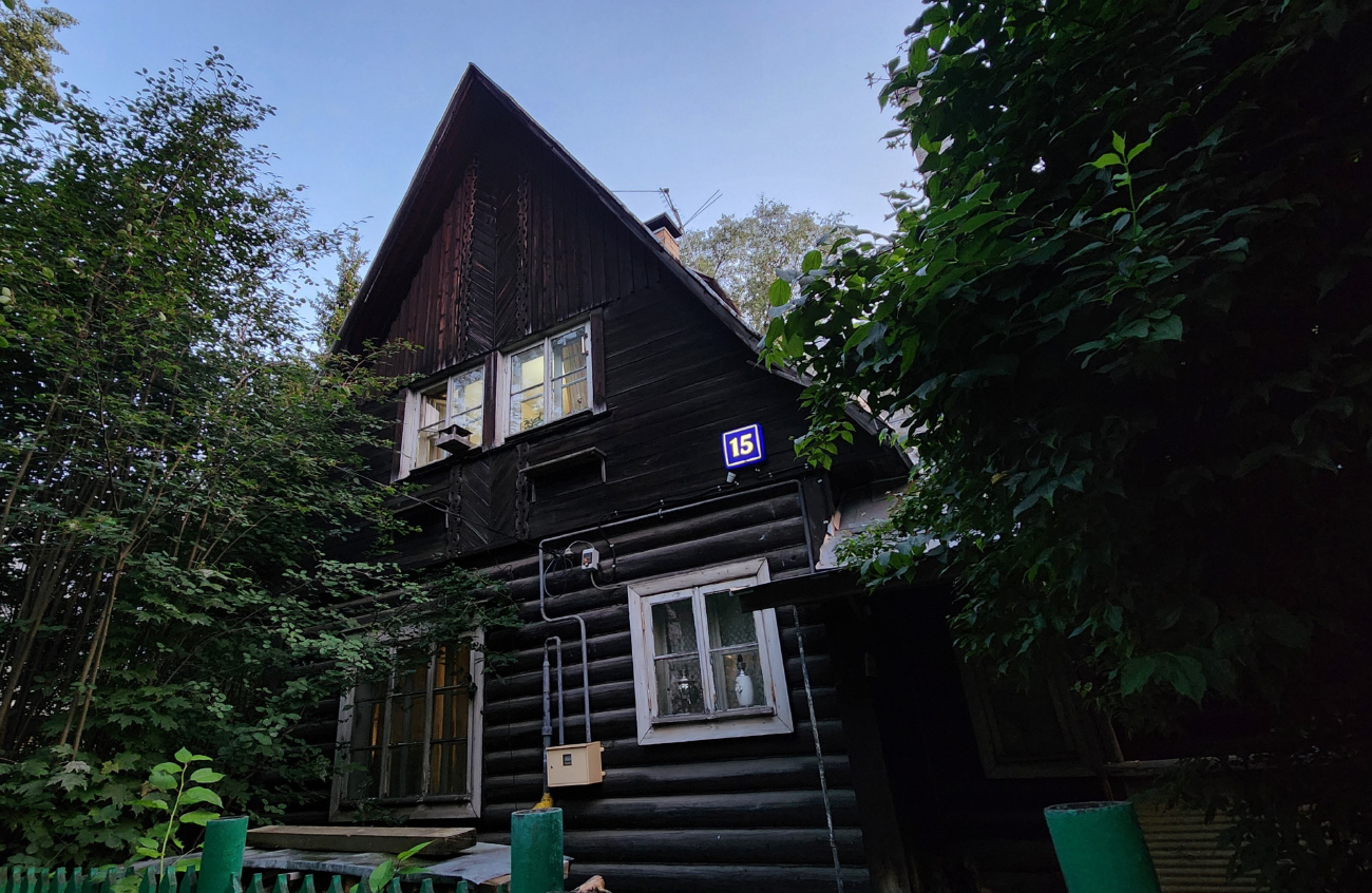 Масква, Улица Поленова, 15
