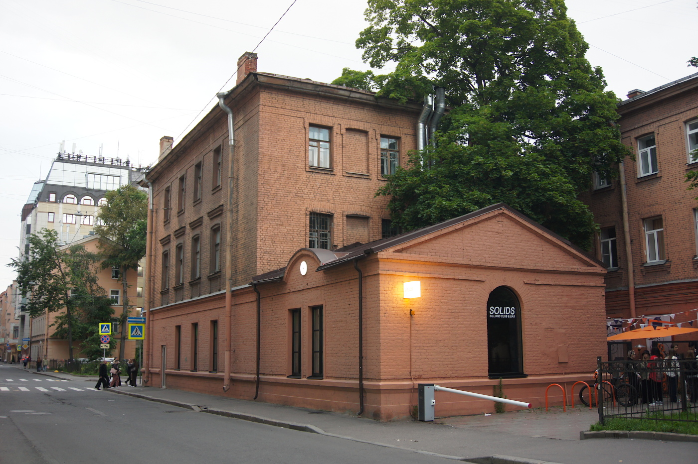 Санкт-Петербург, Гатчинская улица, 16